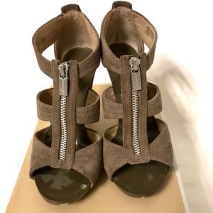 Michael Kors Berkley T Strap Suede sandal